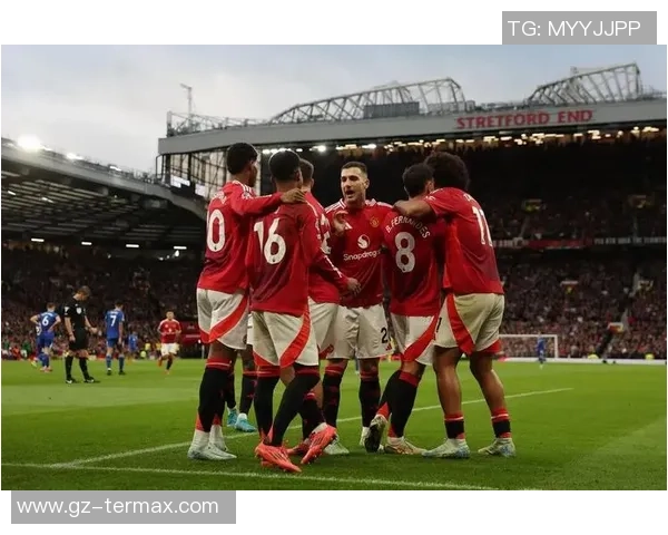 足总杯惊天冷门曼联与拜仁战成平局引发全场震惊