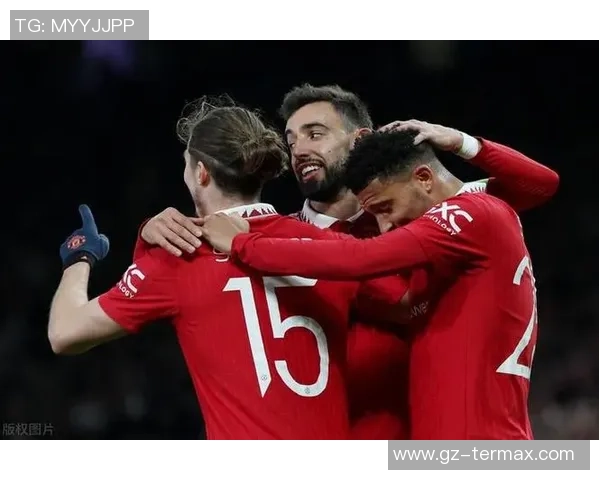 西甲焦点战波尔图平曼联红牌争议引发全场热议